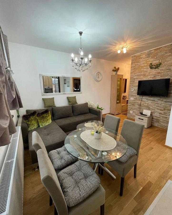 Enastefan Apartment *